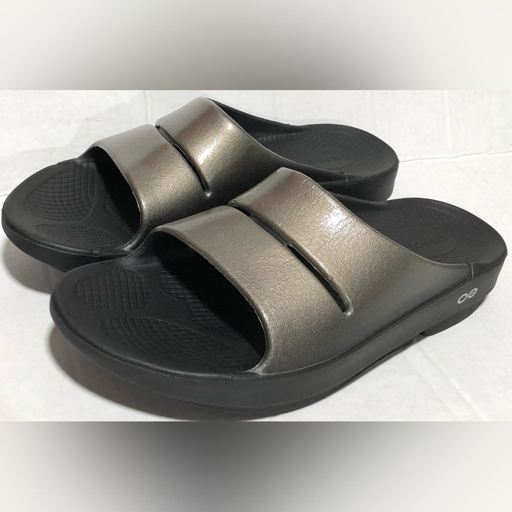 OOFOS Metallic Pewter Slide Sandals - Picture 5 of 11